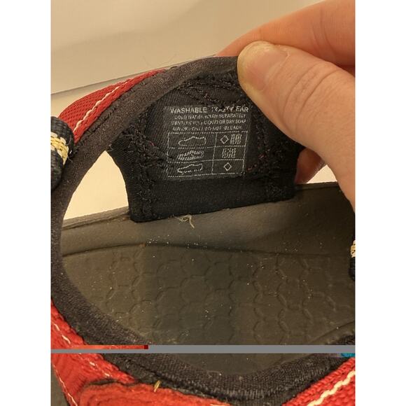 KEEN Newport H2 Sandals Red Closed Toe Waterproof Youth 5 Women 7 Hiking Outdoor - Picture 4 of 8